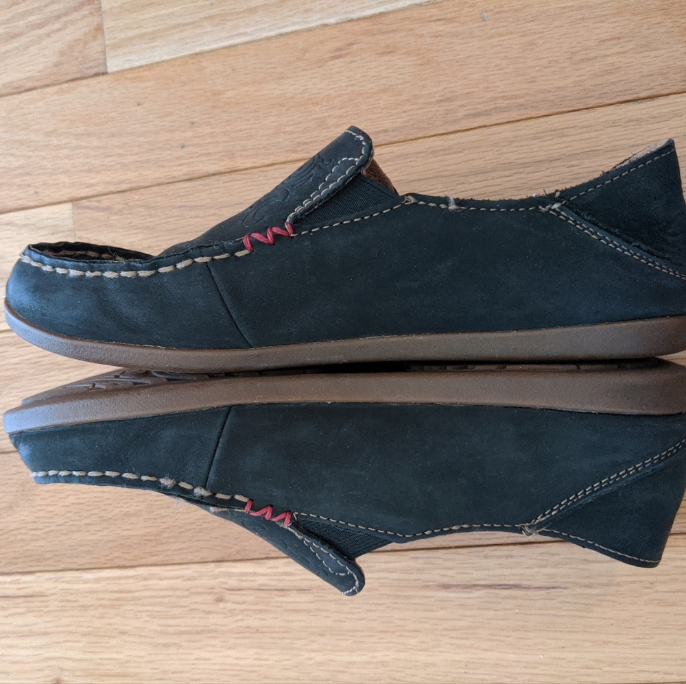 OluKai Womens Nohea Nubuck leather bohemian Slip On shoe sz 7